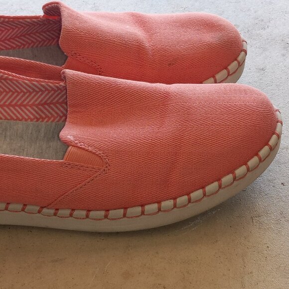 Cloudsteppers Clarks Slip On Soft Cushion Shoes - Picture 5 of 6